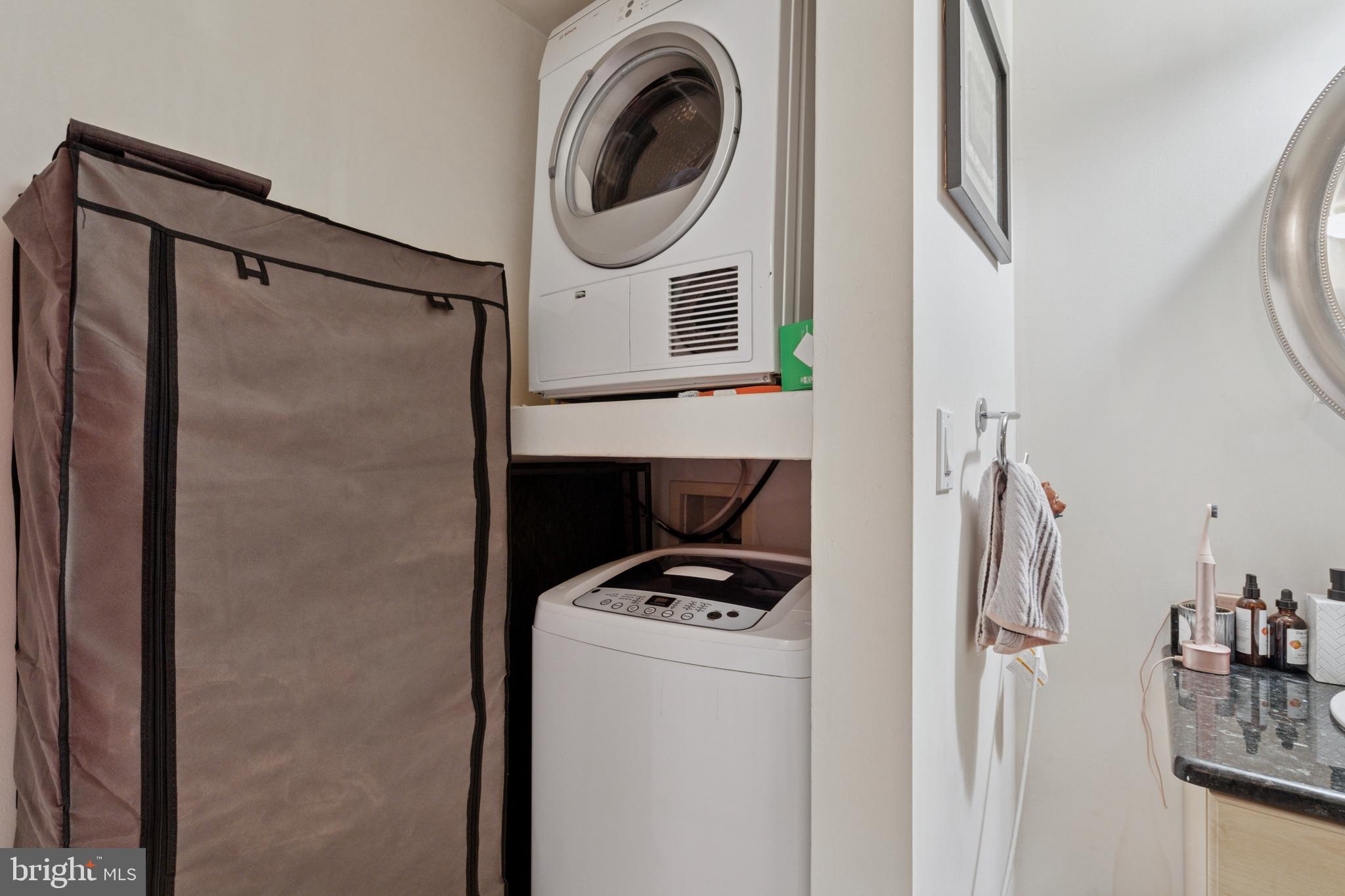 200-10 Lombard St #728