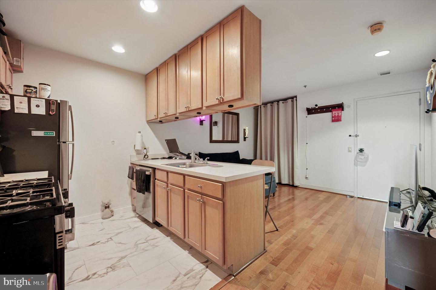 1100 Vine St #1409