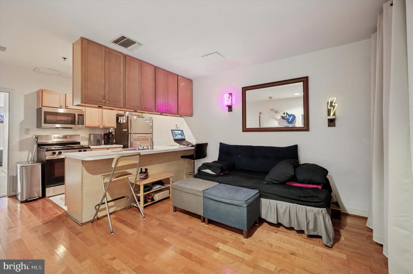 1100 Vine St #1409