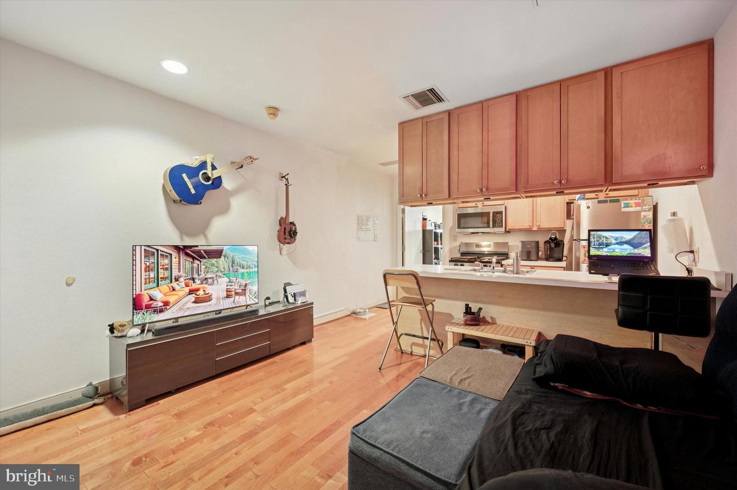 1100 Vine St #1409