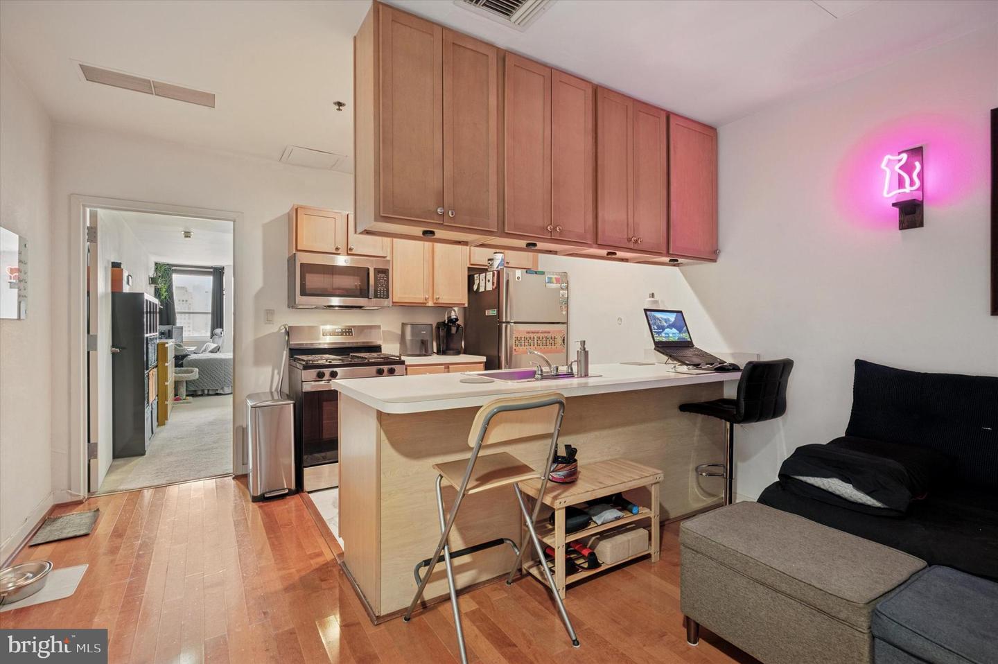1100 Vine St #1409