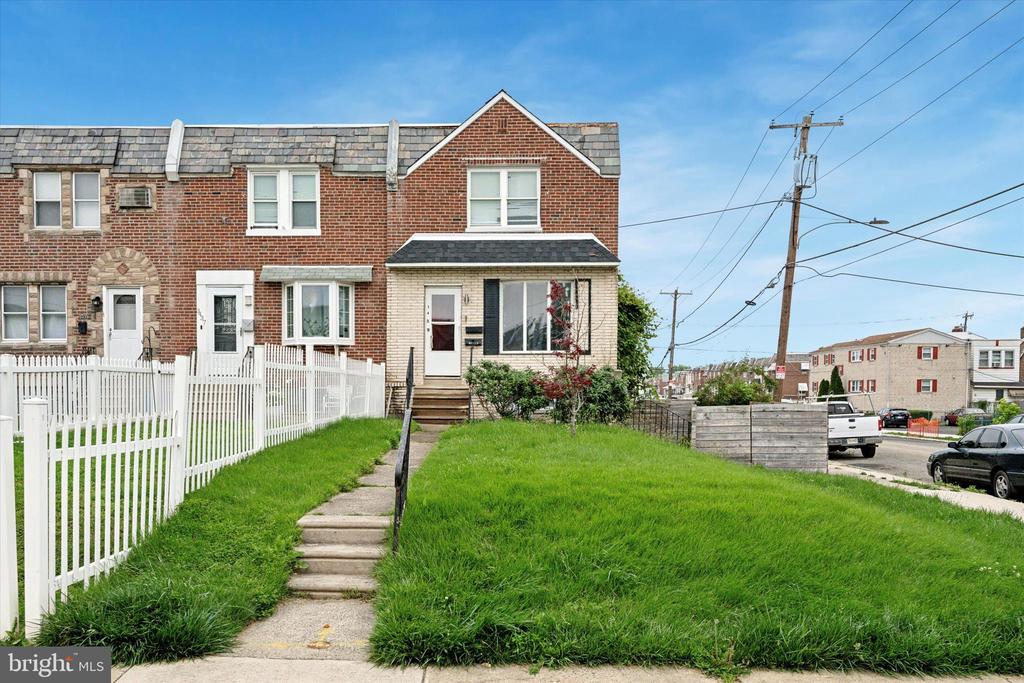 3439 Decatur St