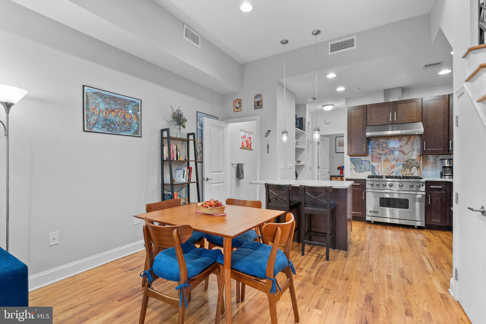 1138 Emily St