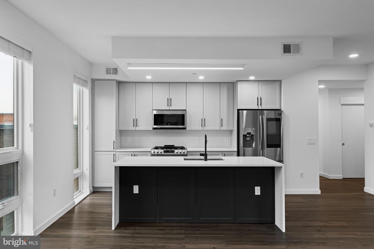 1501 N 31ST ST #405
