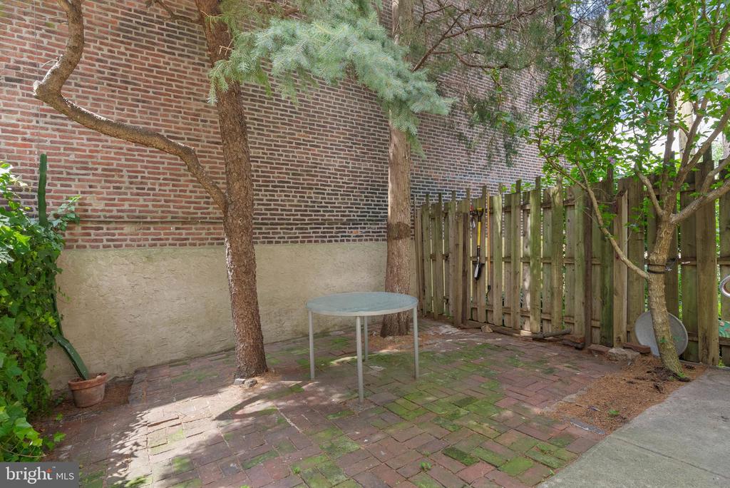 1942-44 Hamilton St