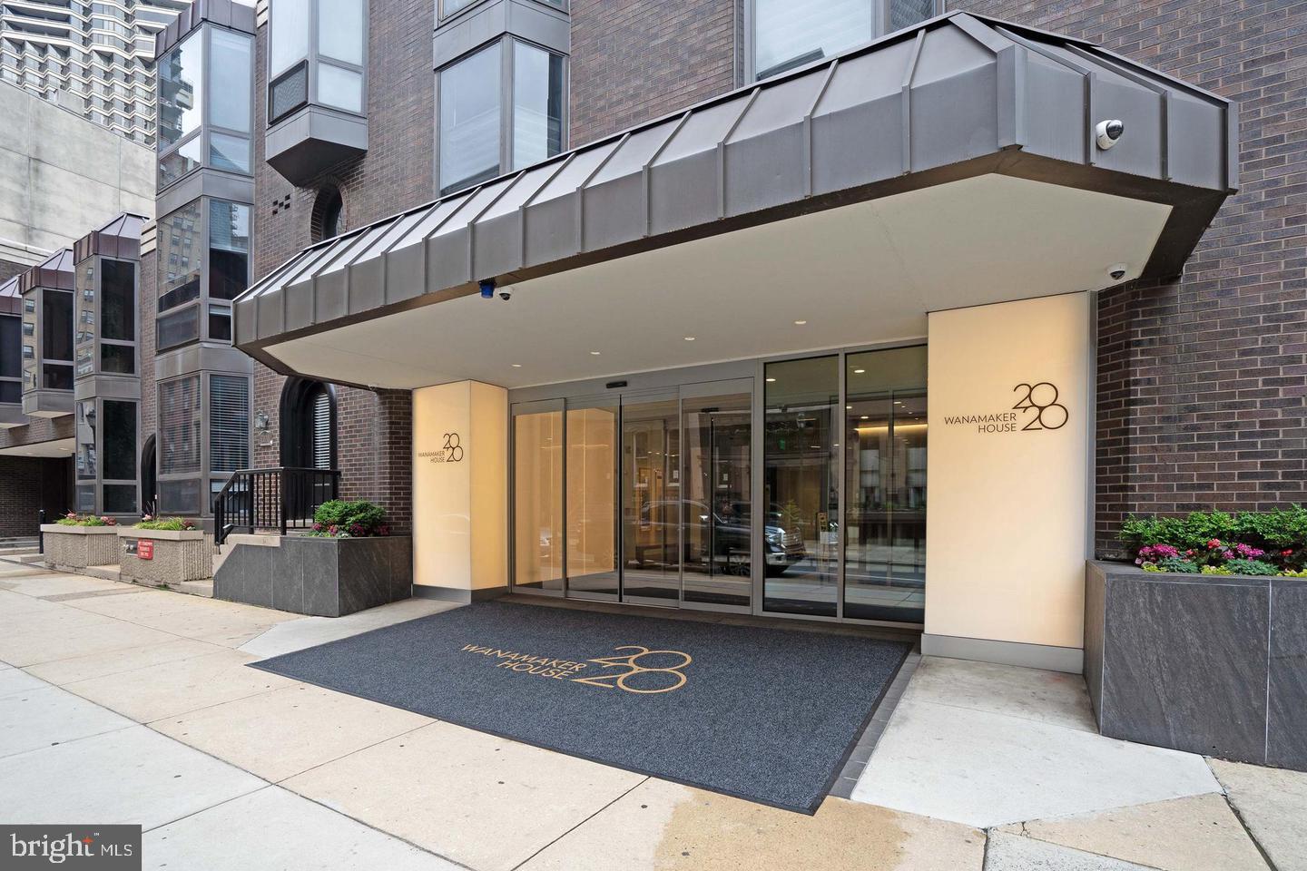 2024 WALNUT ST #2024