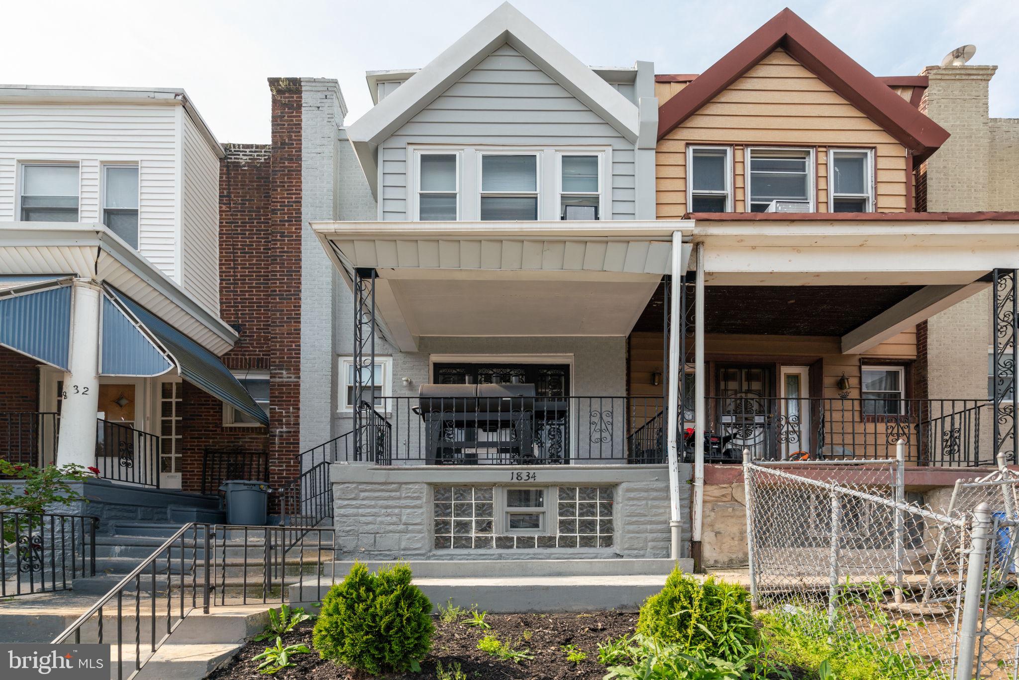 1834 W Rockland St