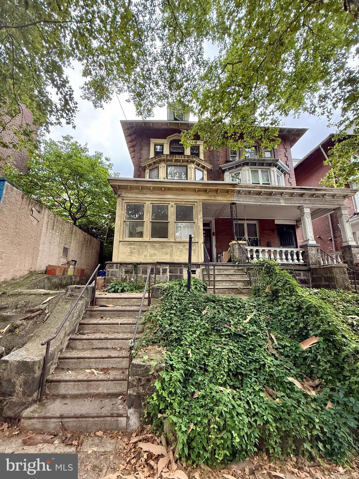 4216 BALTIMORE AVE #2