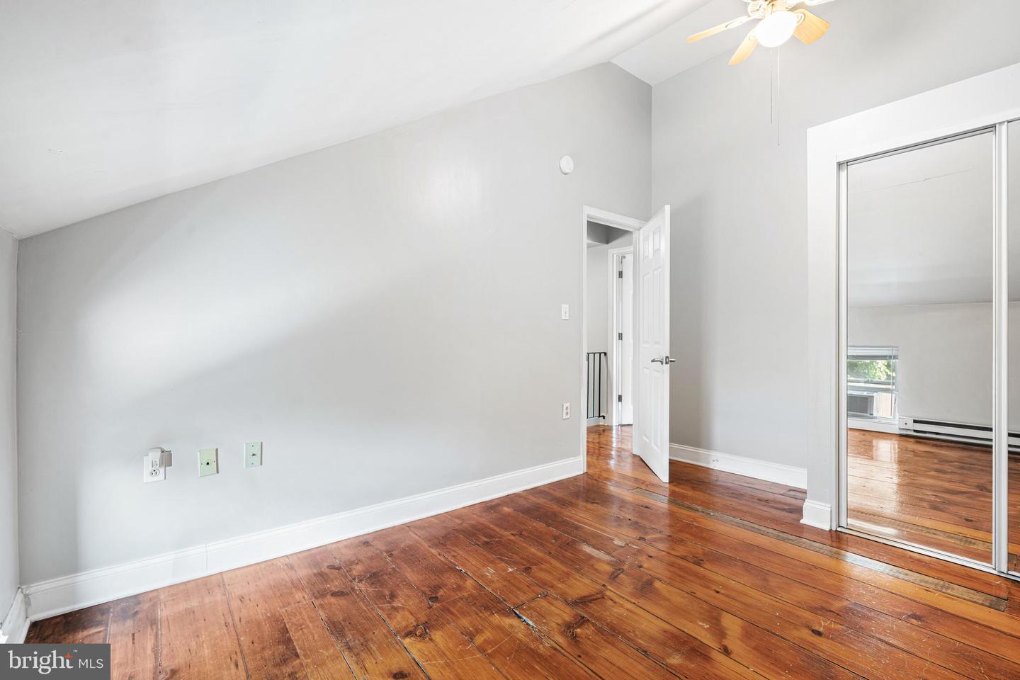 126 GRAPE ST