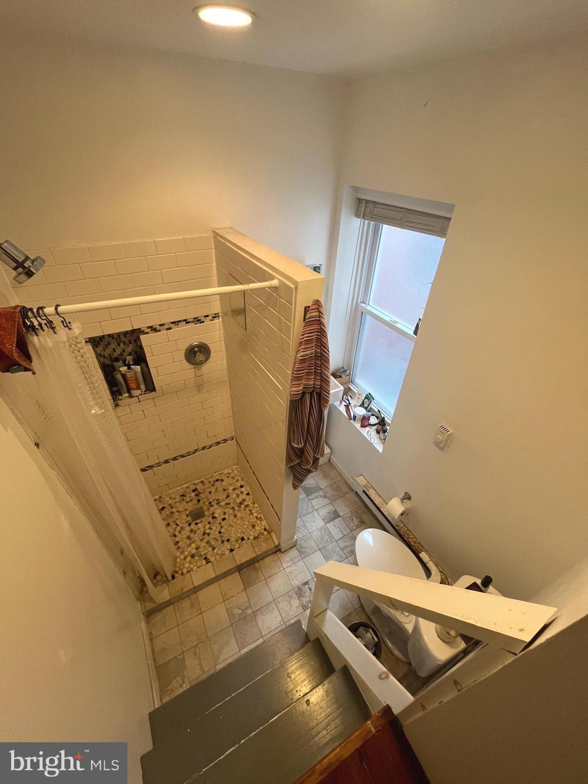 1732 Mount Vernon St