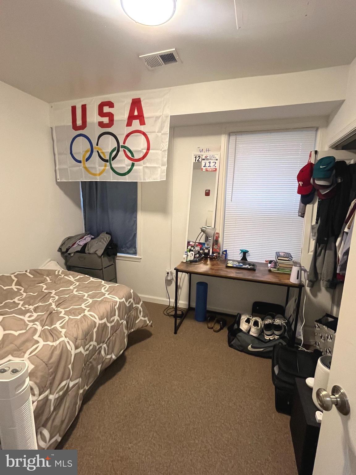 1732 Mount Vernon St