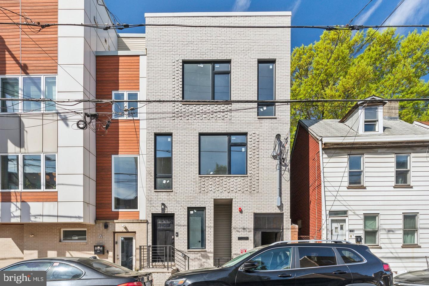 1214 E Susquehanna Ave