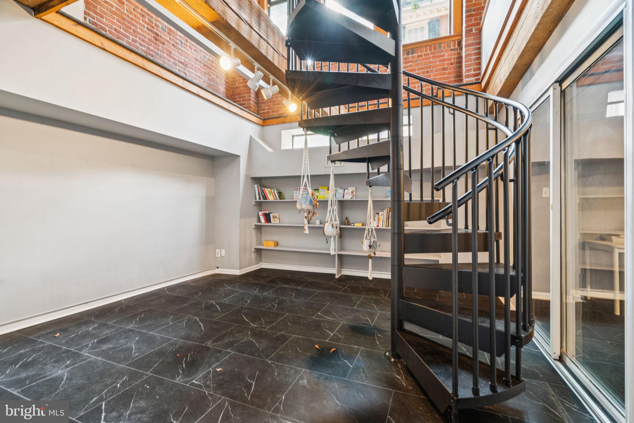 115-19 Cuthbert St #B