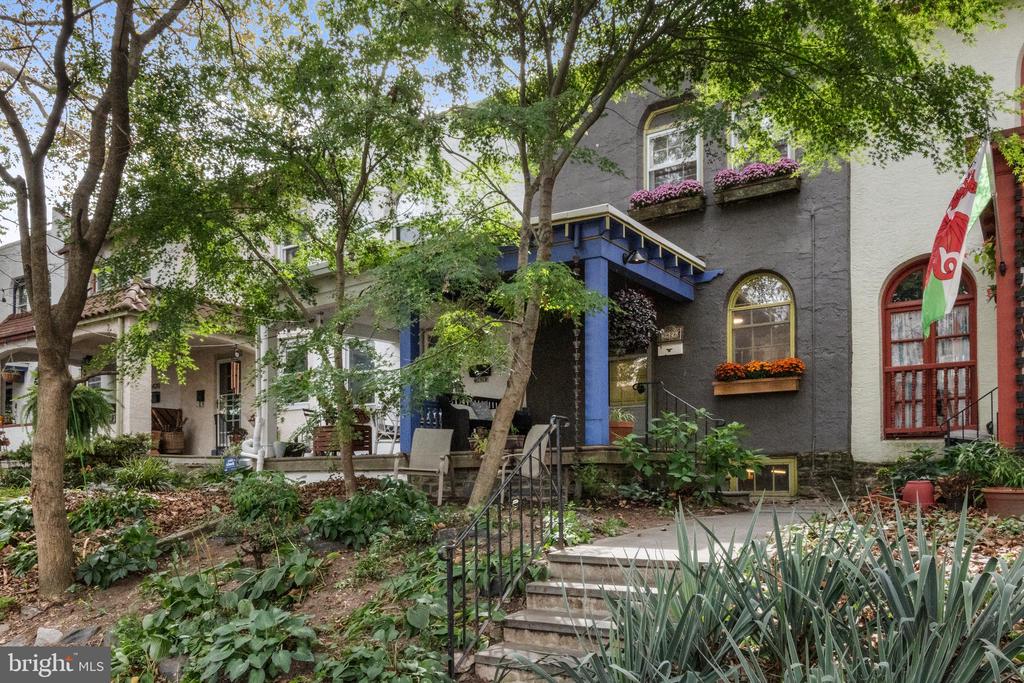 3426 OSMOND STREET