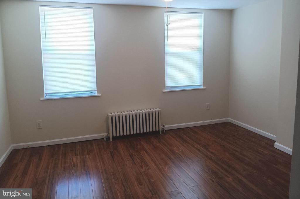 157 SIGEL ST