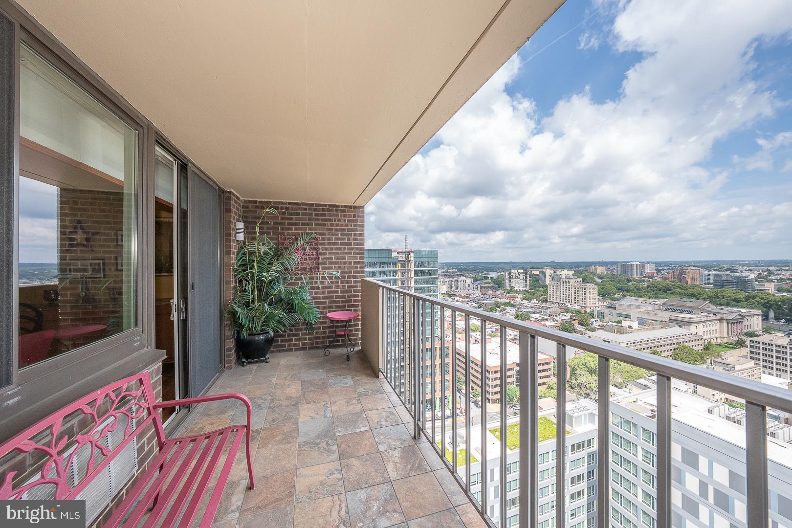 1901 John F Kennedy Blvd #2404