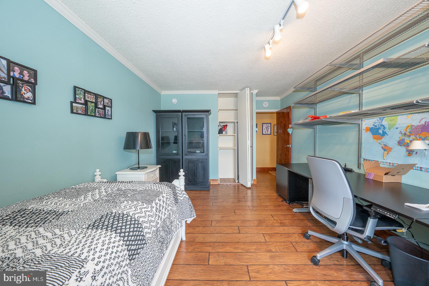 1901 John F Kennedy Blvd #2404