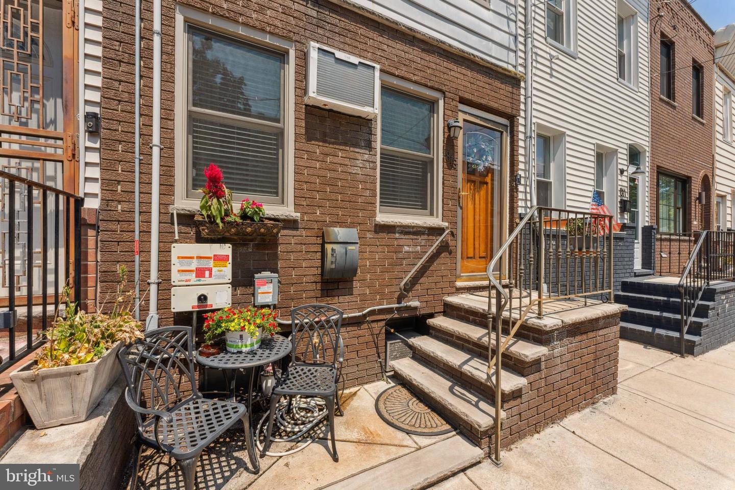 813 Greenwich St