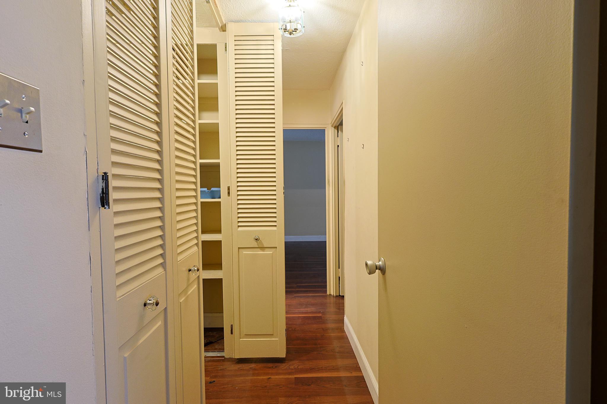 1900 John F Kennedy Blvd #719