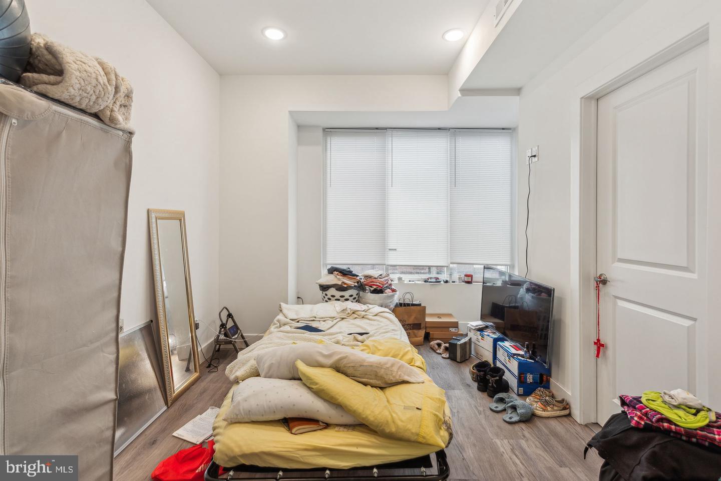 1709 Snyder Ave