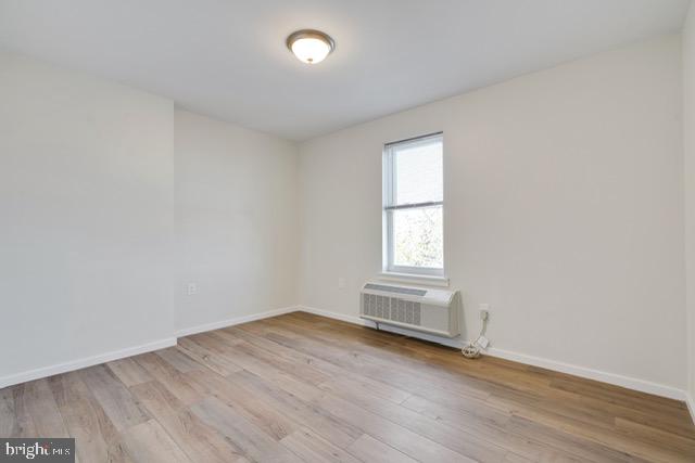 4529 PULASKI AVE #D