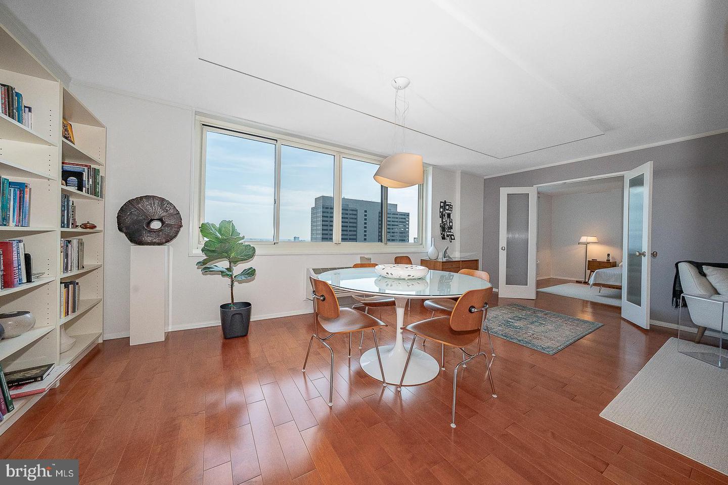 1901 John F Kennedy Blvd #2901