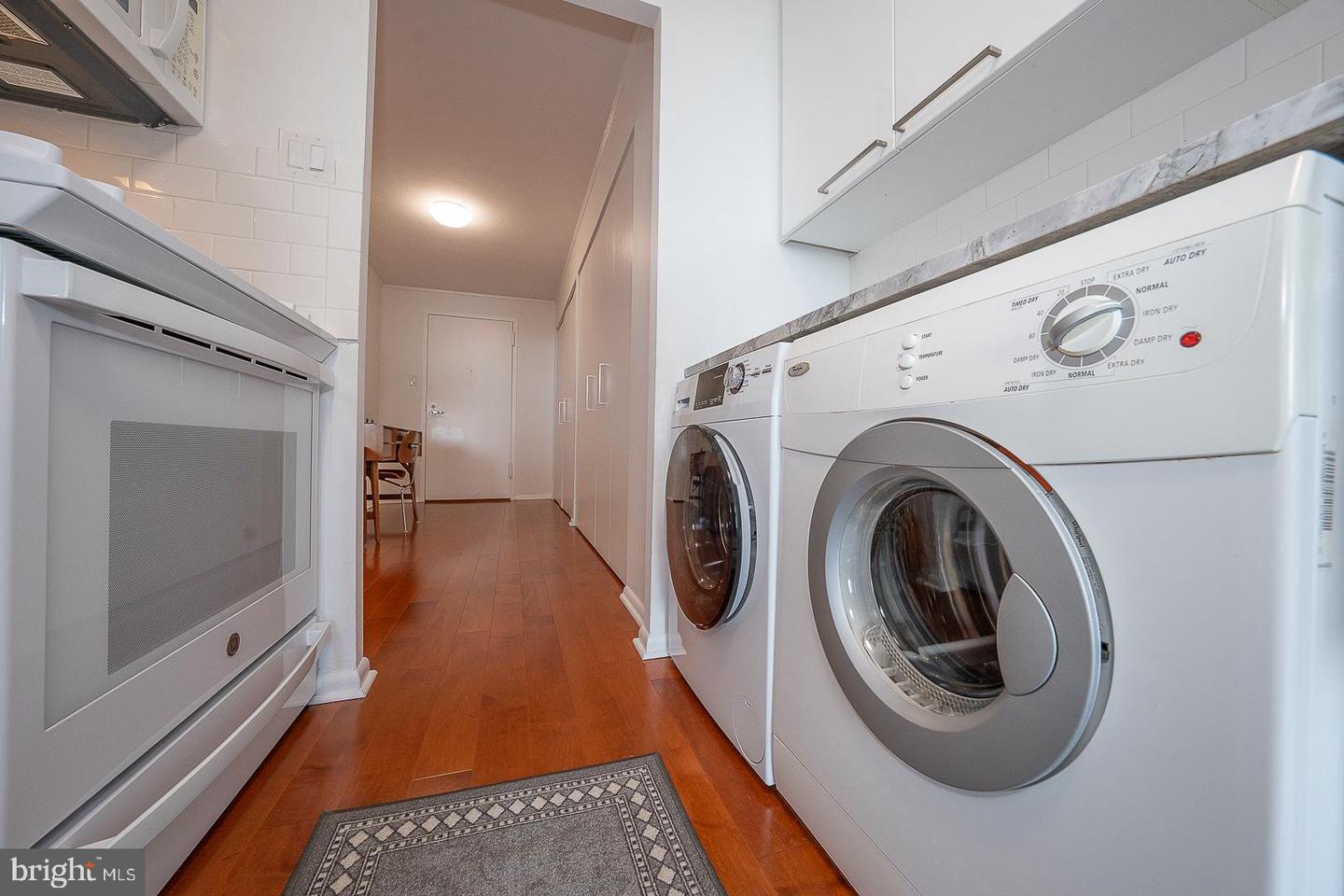 1901 John F Kennedy Blvd #2901