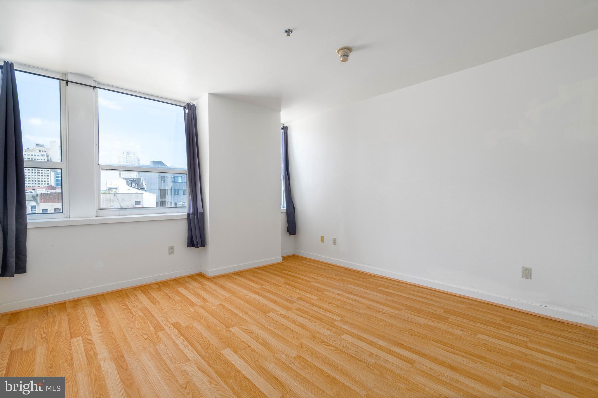 1100-00 VINE ST #415