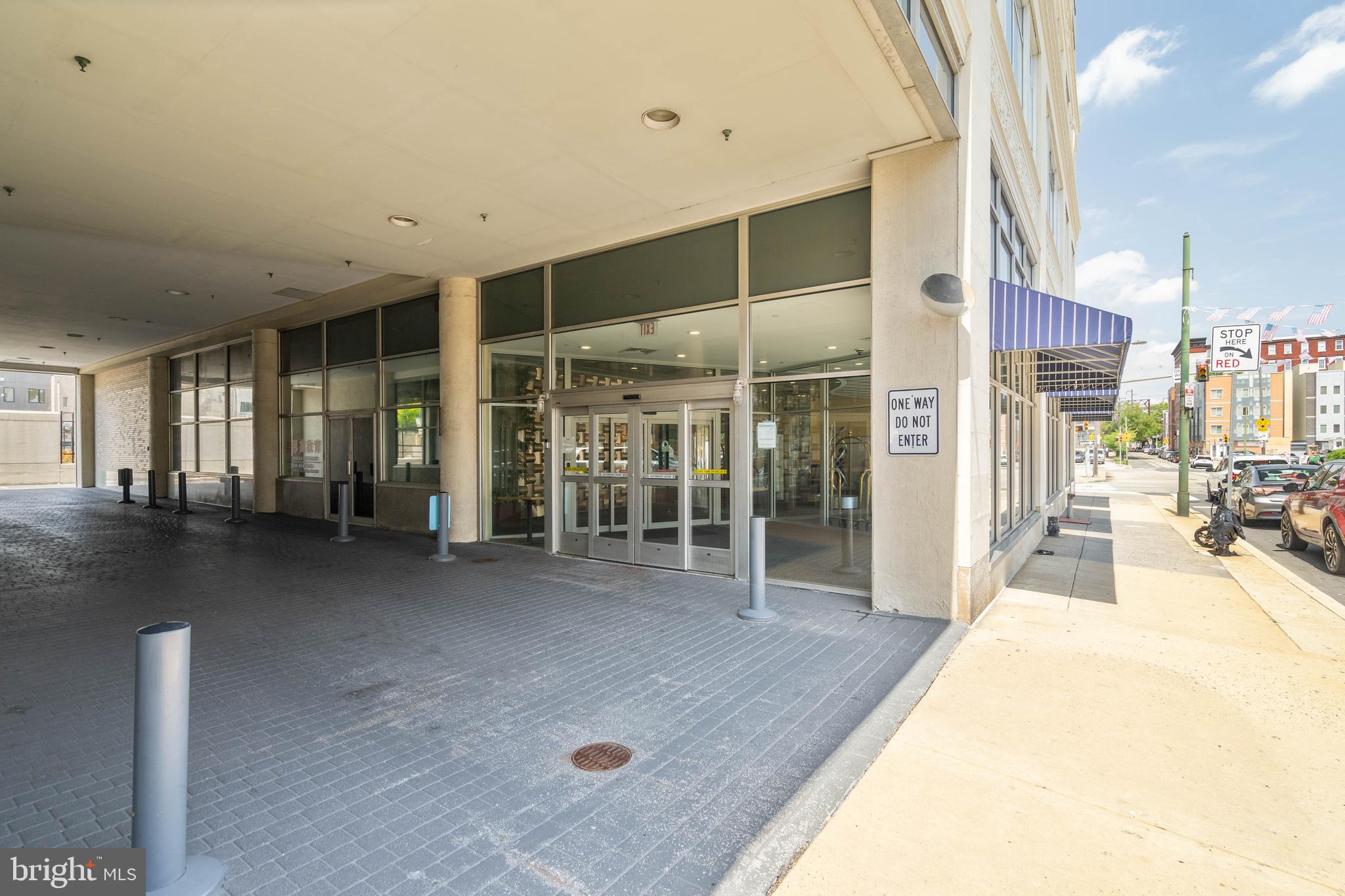 1100-00 VINE ST #415
