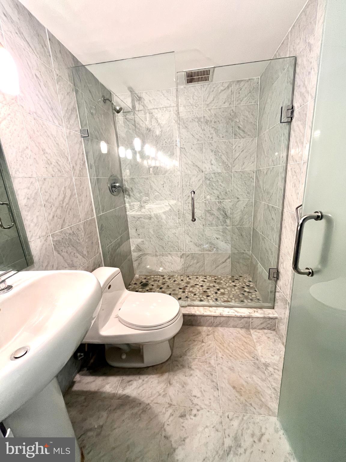226 W RITTENHOUSE SQUARE 1718