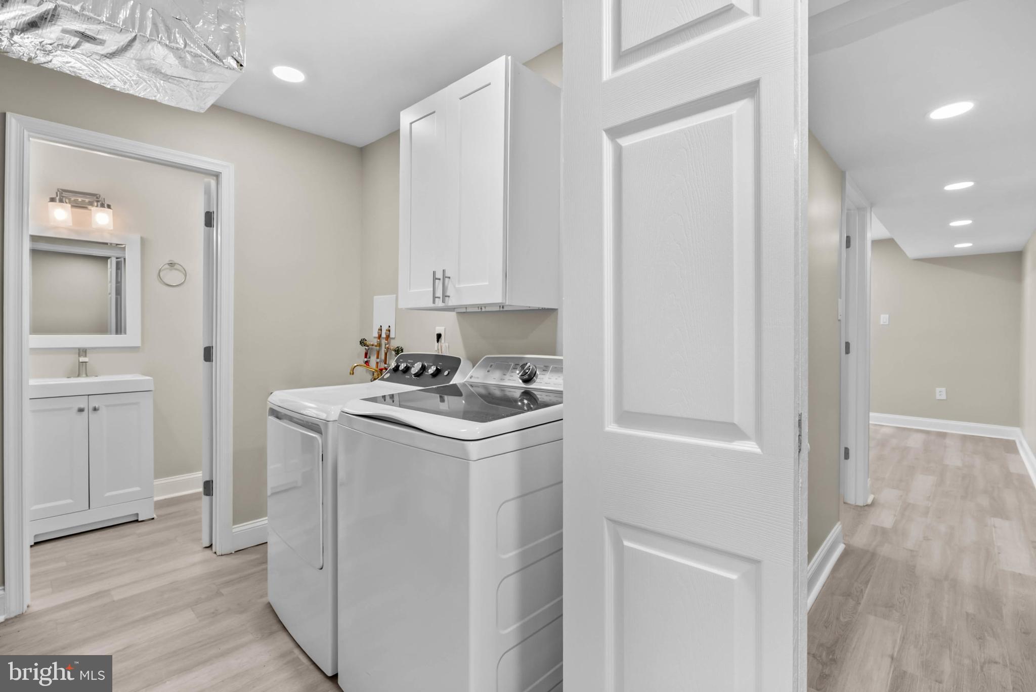 246 E Springfield Ave