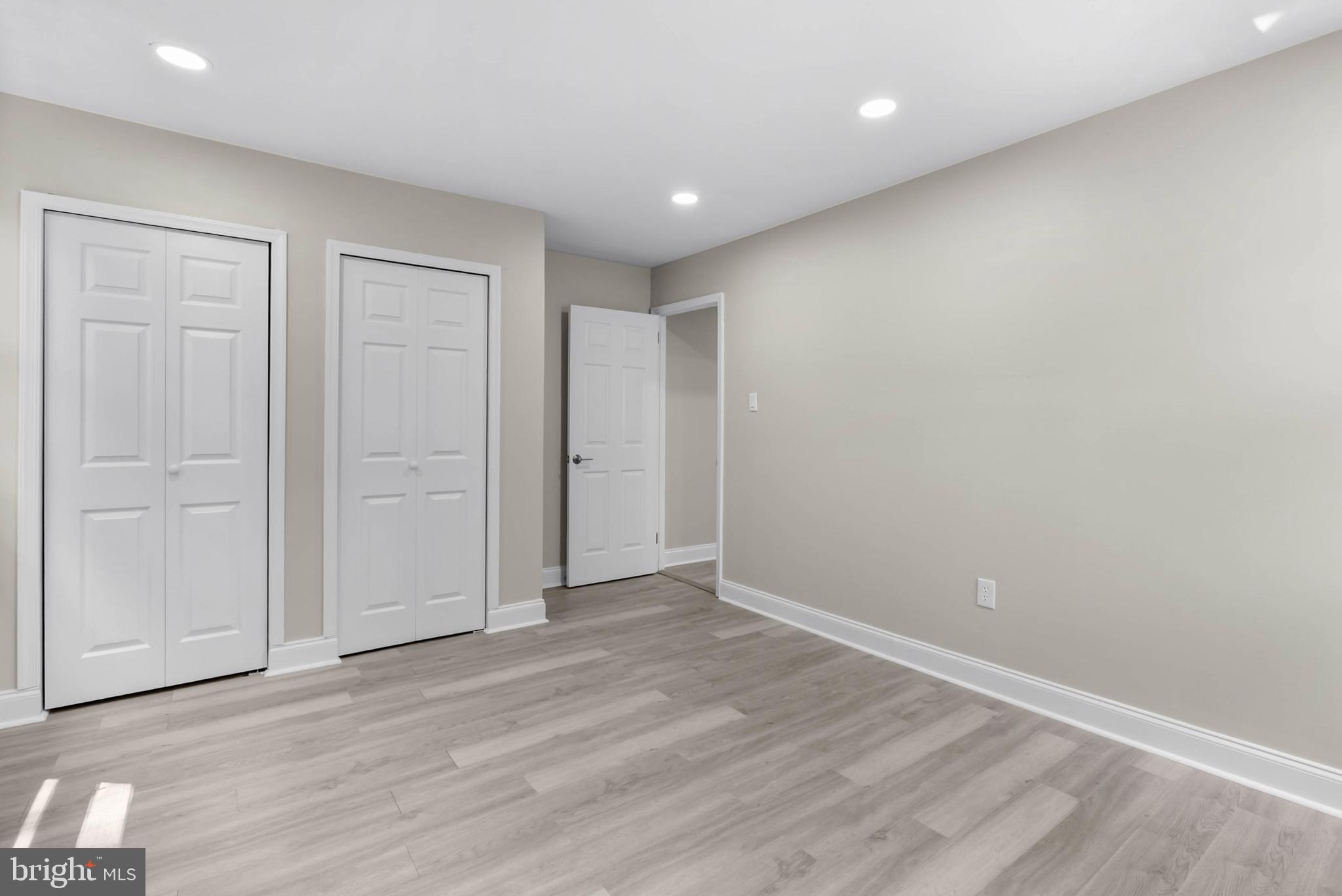 246 E Springfield Ave