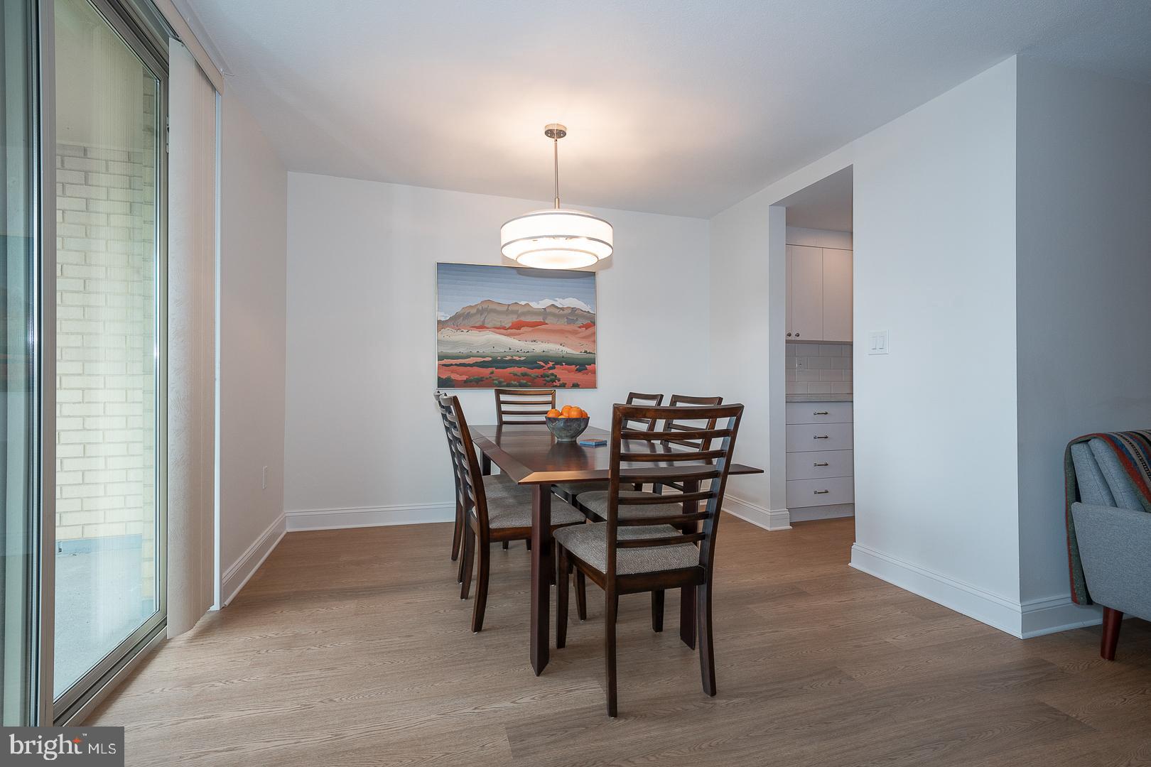 1919 Chestnut St #2508