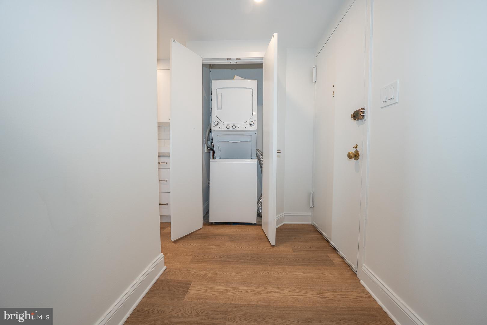 1919 Chestnut St #2508