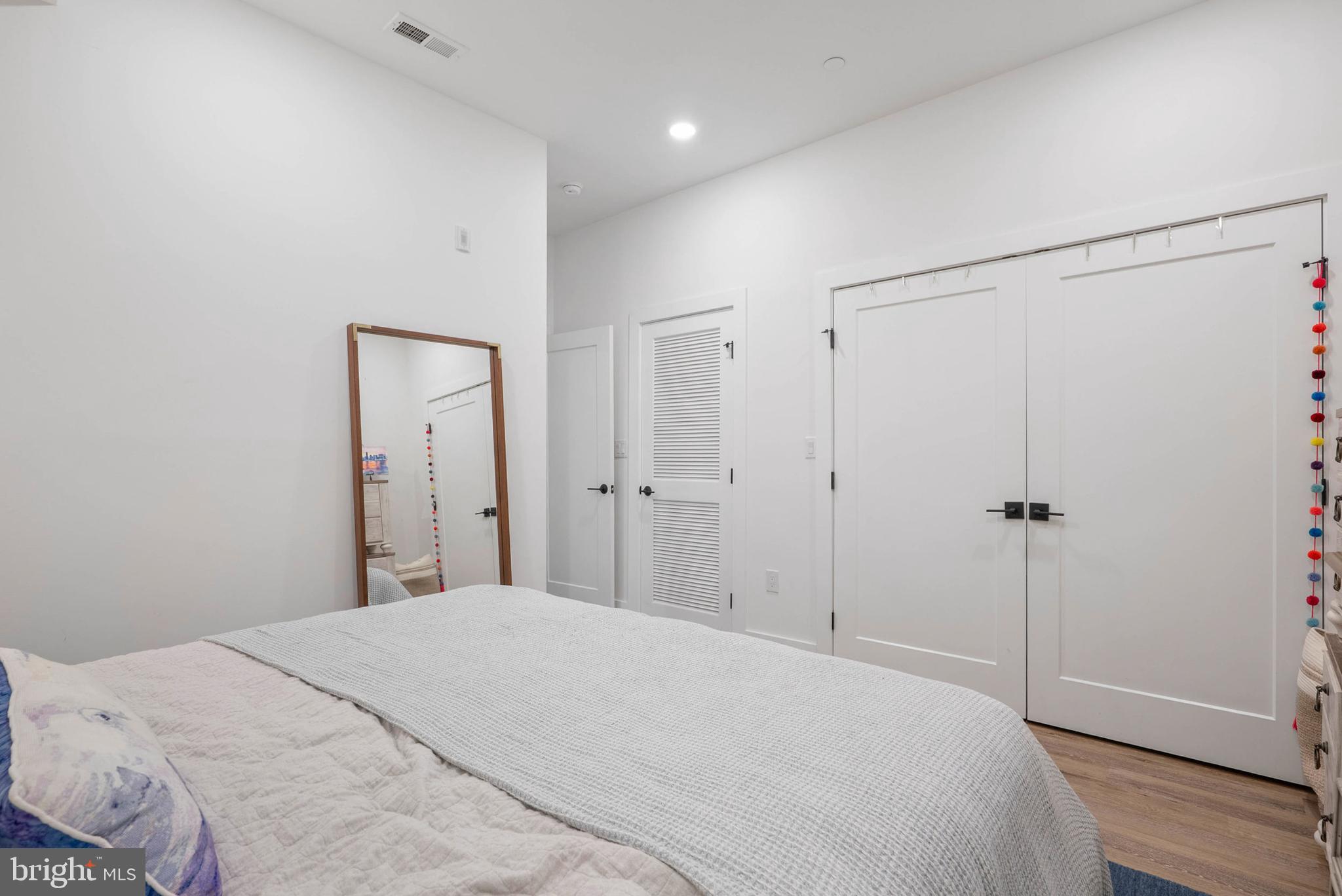 2509 GRAYS FERRY AVENUE 1