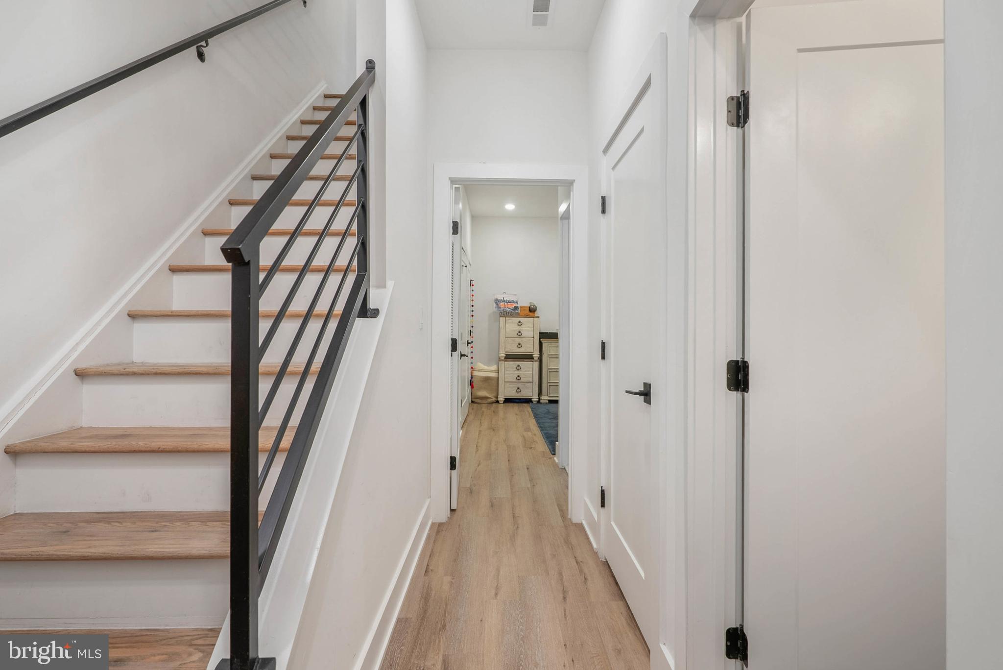 2509 GRAYS FERRY AVENUE 1