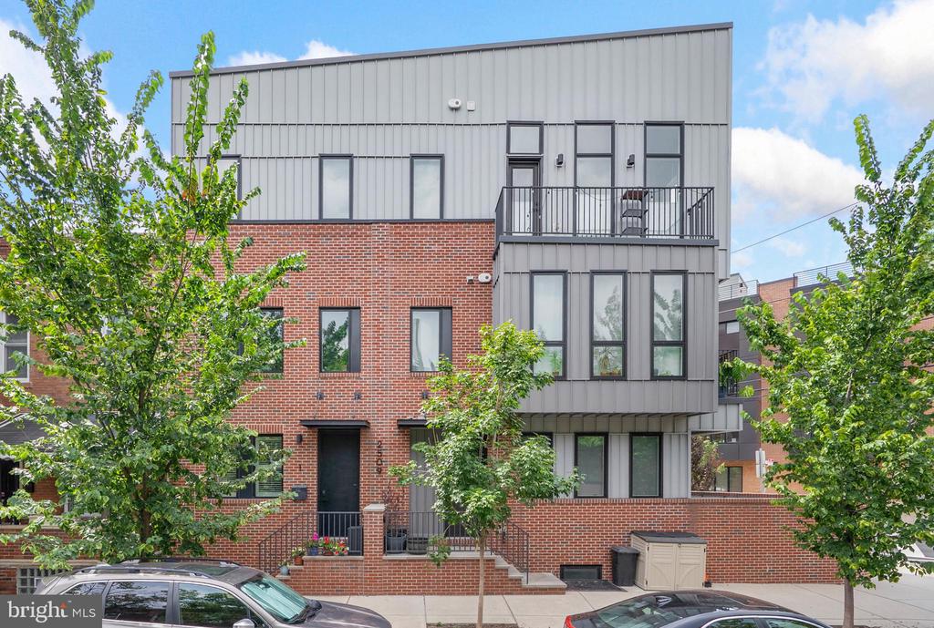 2509 GRAYS FERRY AVENUE 1