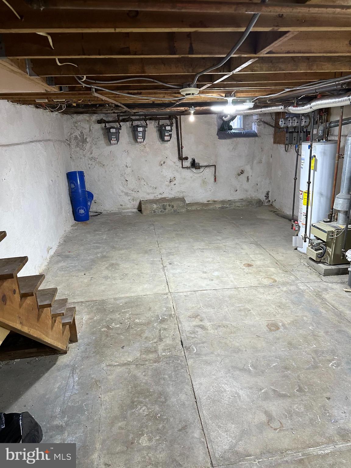 1010 WINTON ST #1ST FLOOR