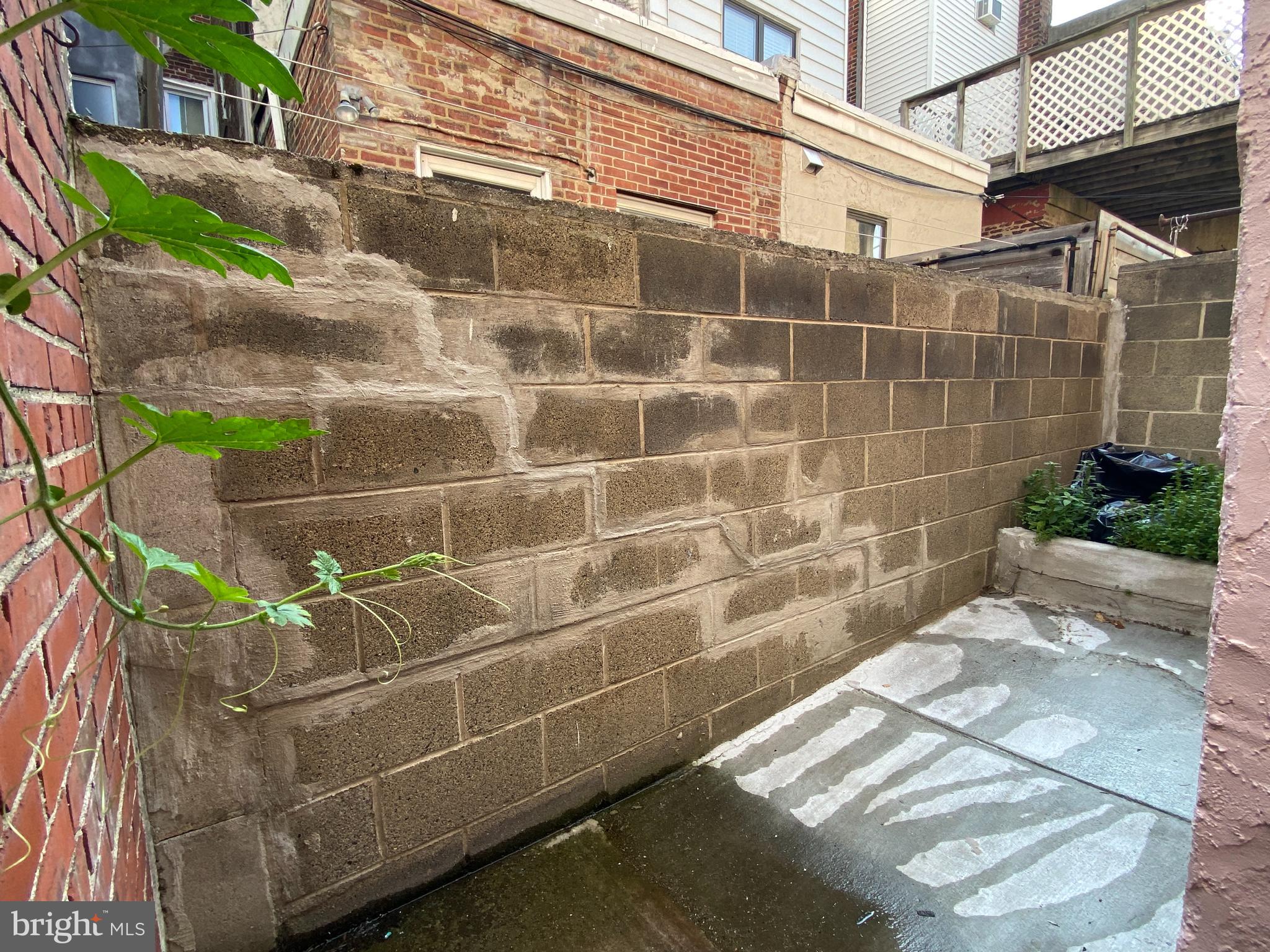 1010 WINTON ST #1ST FLOOR