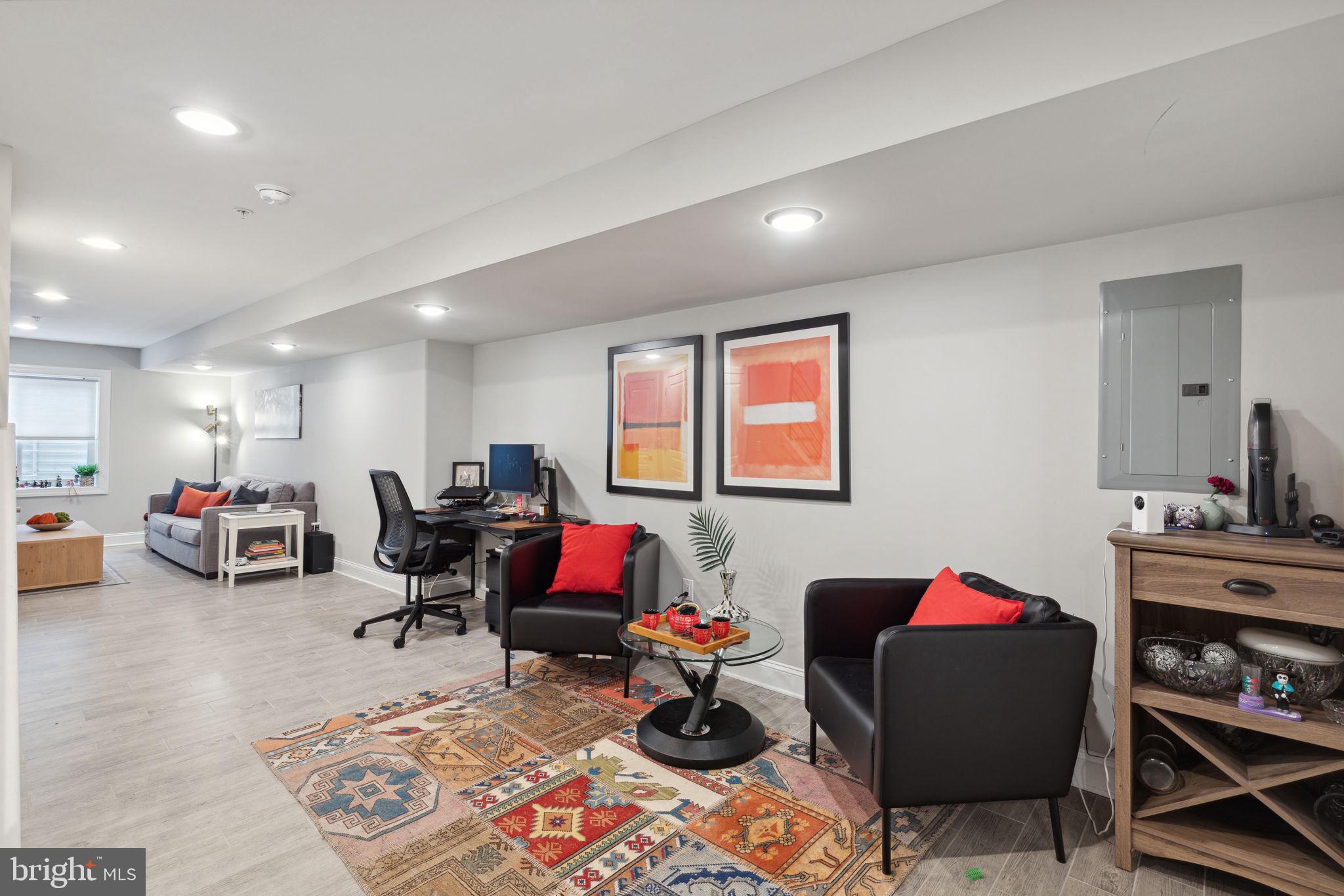 2053 E ARIZONA STREET