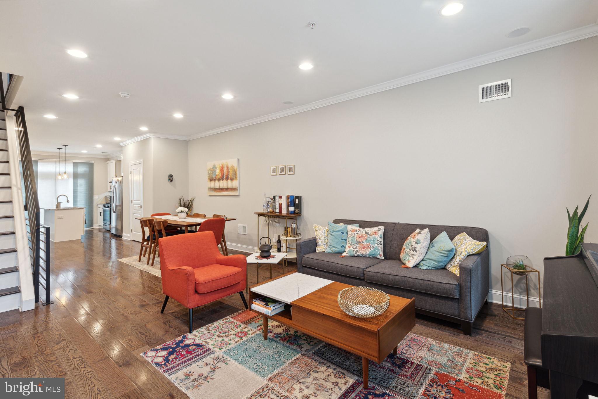 2053 E ARIZONA STREET