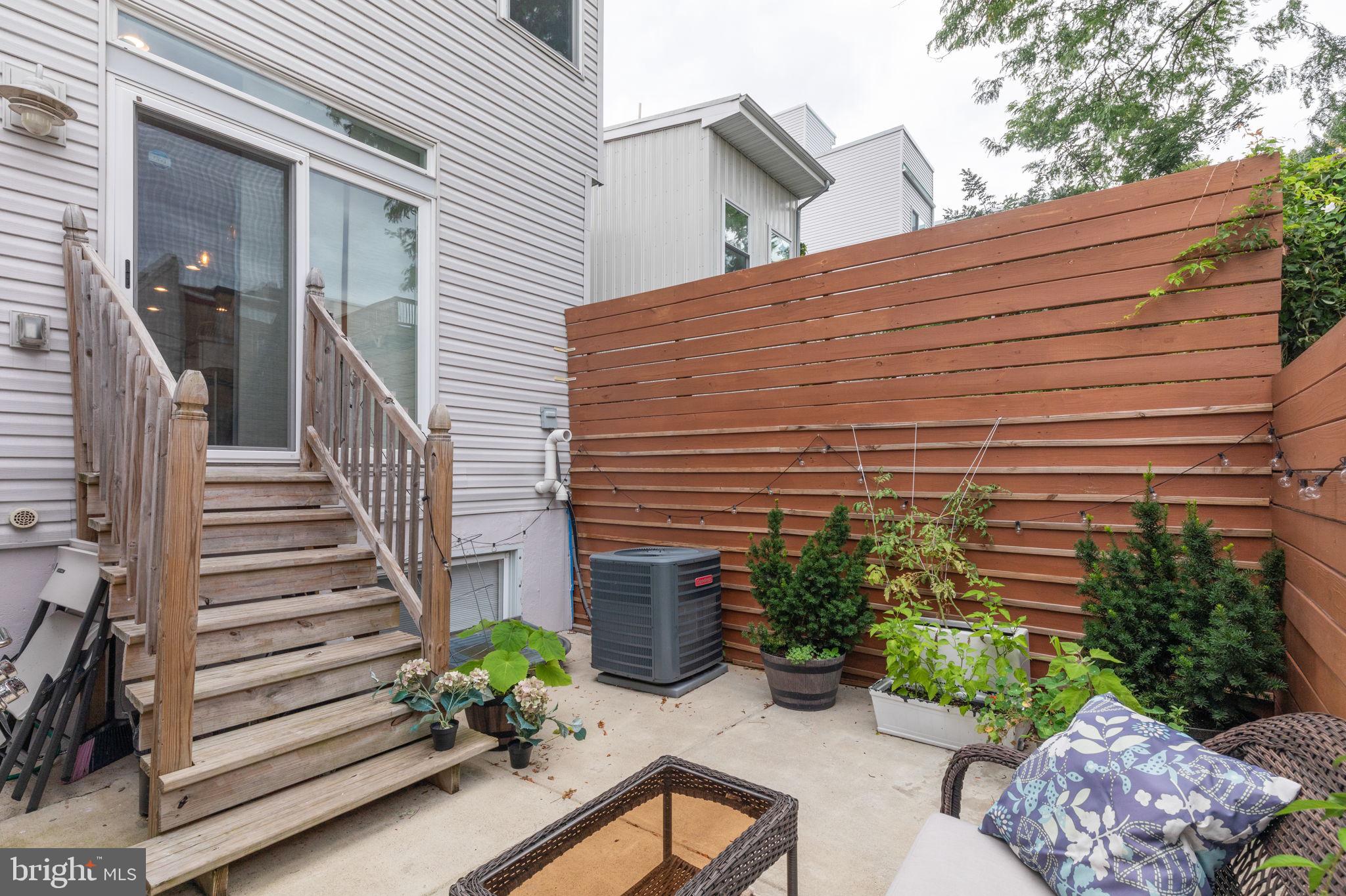 2053 E ARIZONA STREET