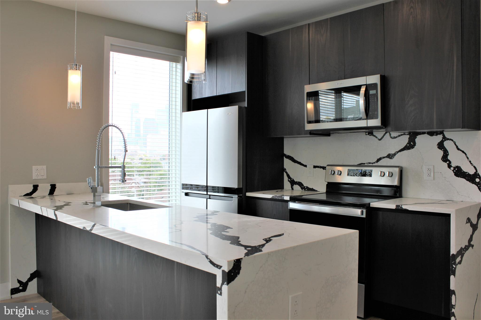 1000 W GIRARD AVENUE