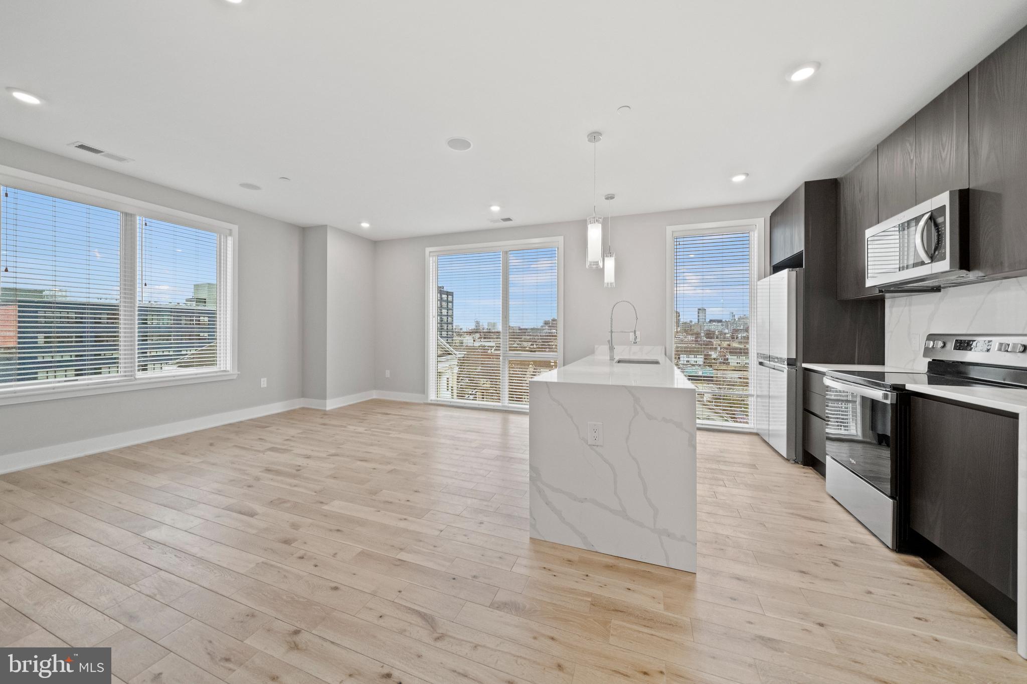 1000 W GIRARD AVENUE