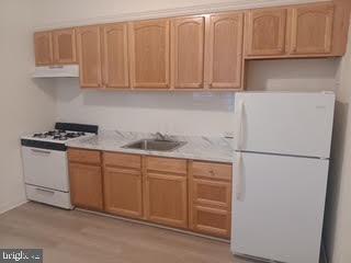 2009 S 4TH STREET 1