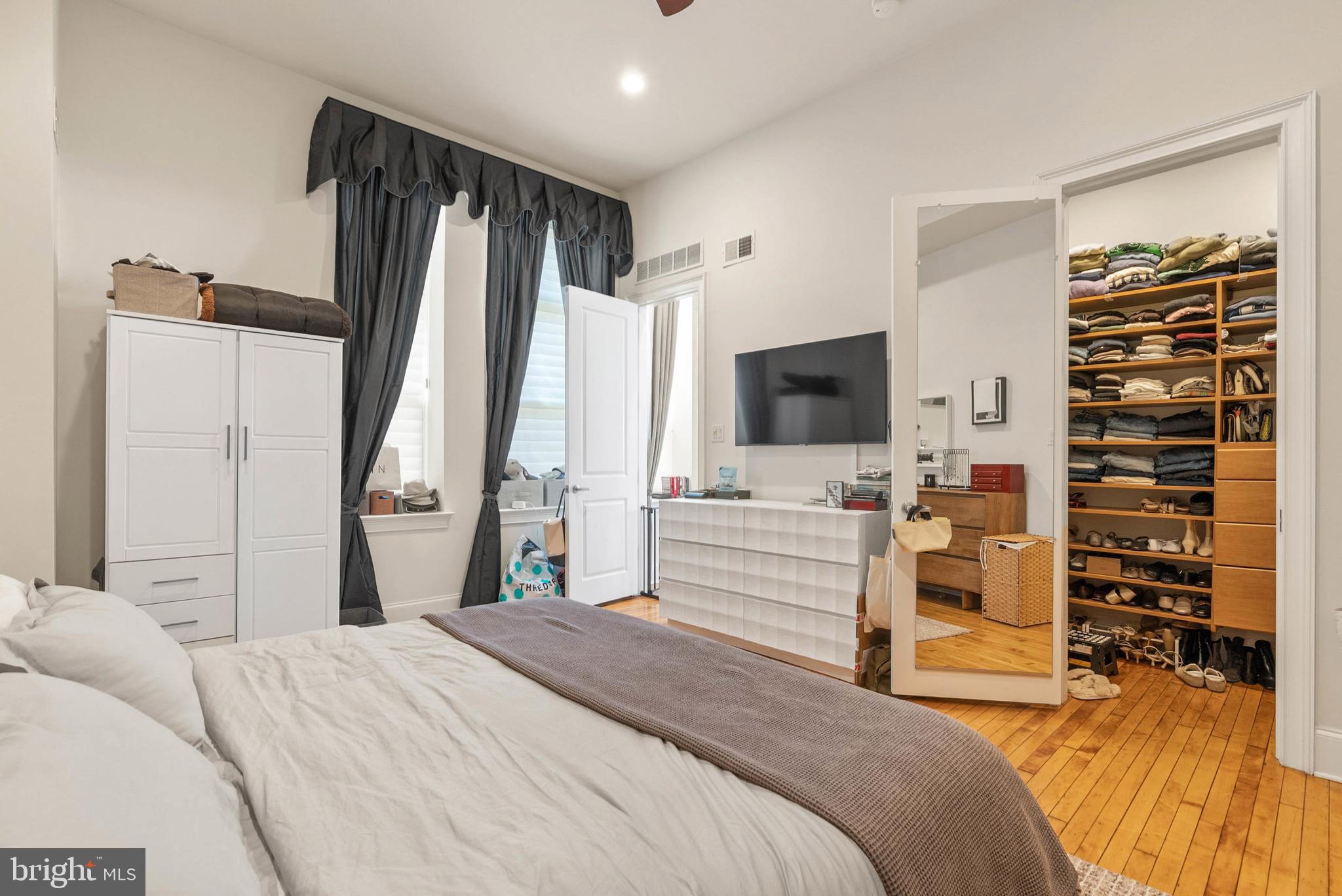 511 S 21ST STREET 102