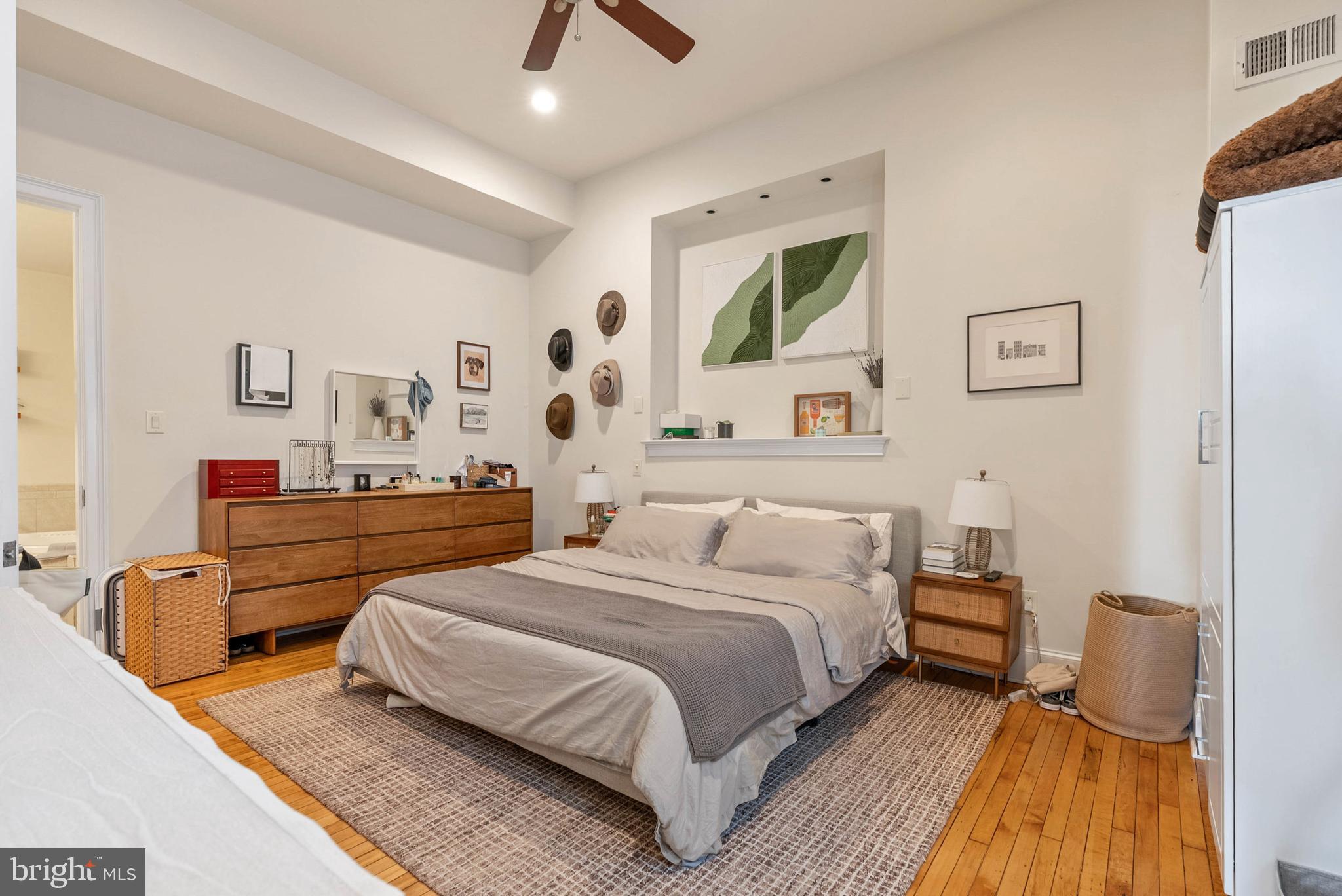 511 S 21ST STREET 102