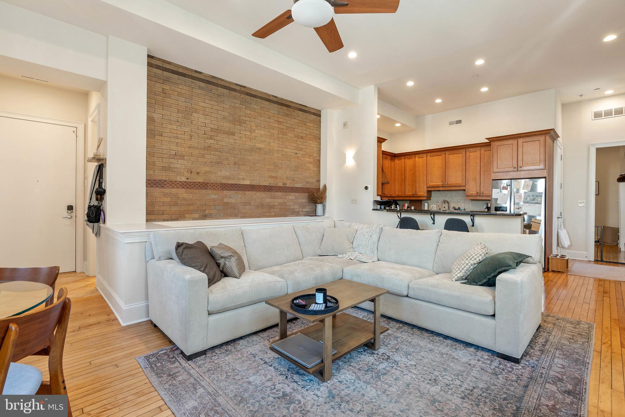 511 S 21ST STREET 102