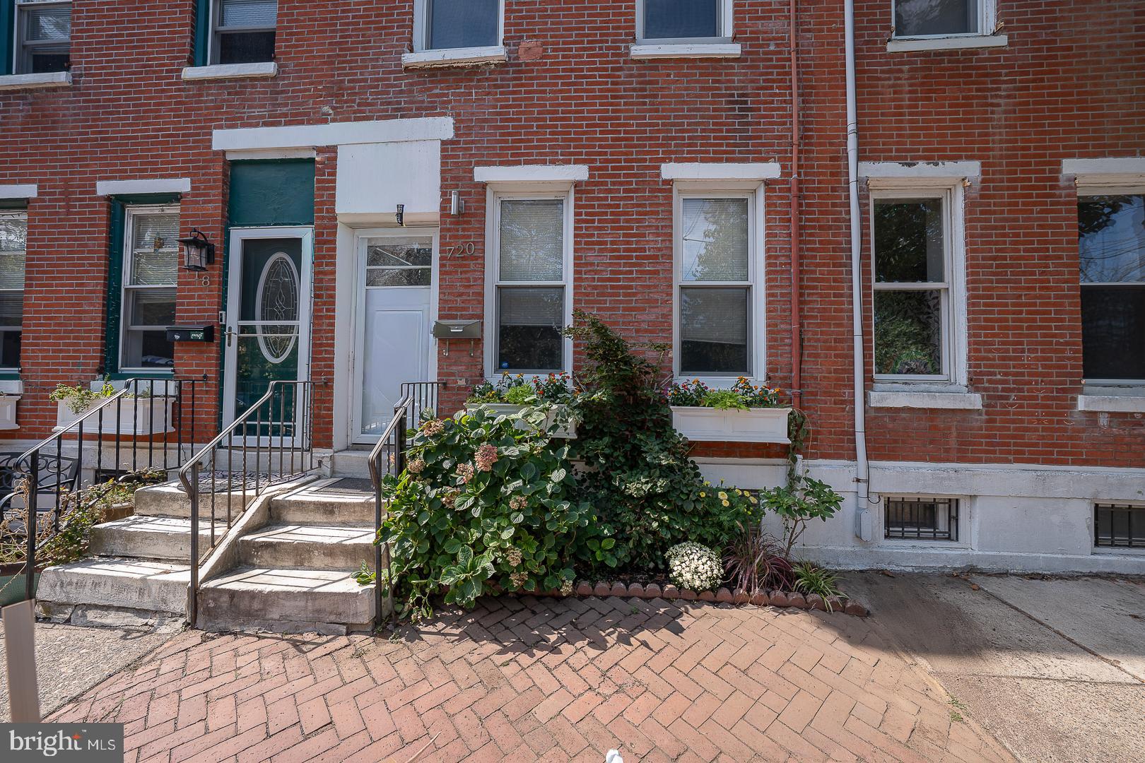720 SHIRLEY STREET