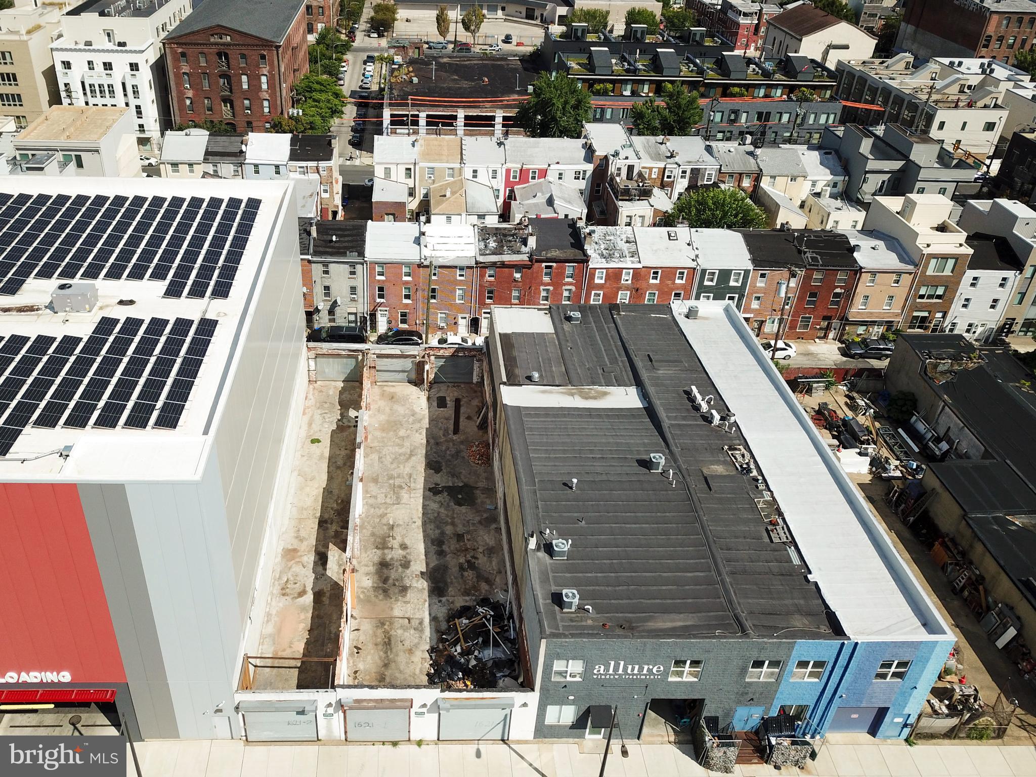 1621 N AMERICAN STREET